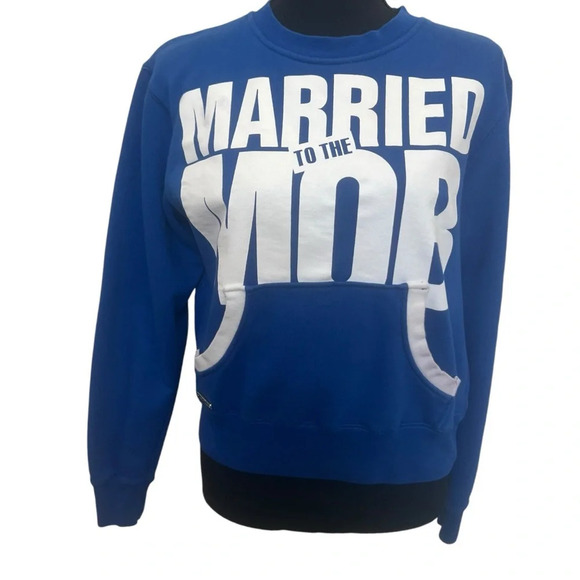 Married to the Mob Crewneck Sweater with Logo Blue Size Medium - Picture 1 of 10